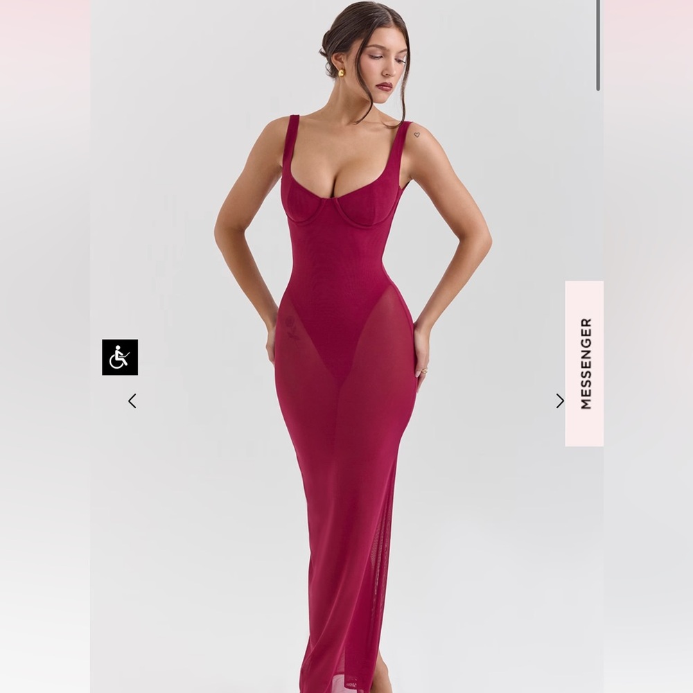 HOUSE OF CB ROBINA
WINE STRETCH MESH MAXI DRESS